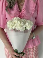 Монобукет из белых гвоздик (9шт.)