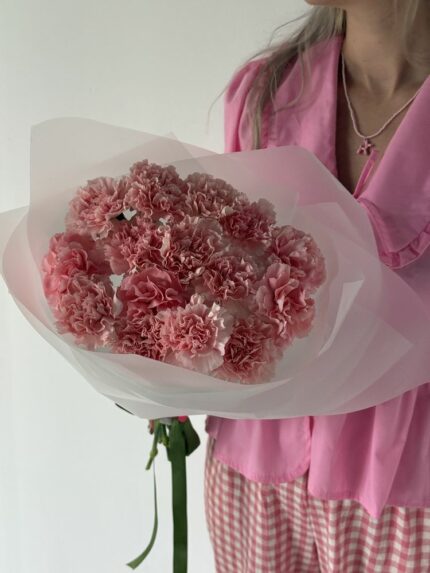 Монобукет из розовых гвоздик (15шт.)