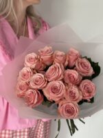 Монобукет эквадорских роз сорта Би свит 15 шт — изображение 3