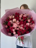 Монобукет из кустовых роз (29 шт.) — изображение 2
