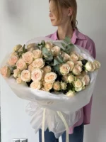 Розы в букете, флористика, романтический подарок.