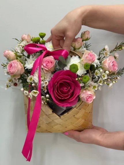 Композиция "Очарование весны"