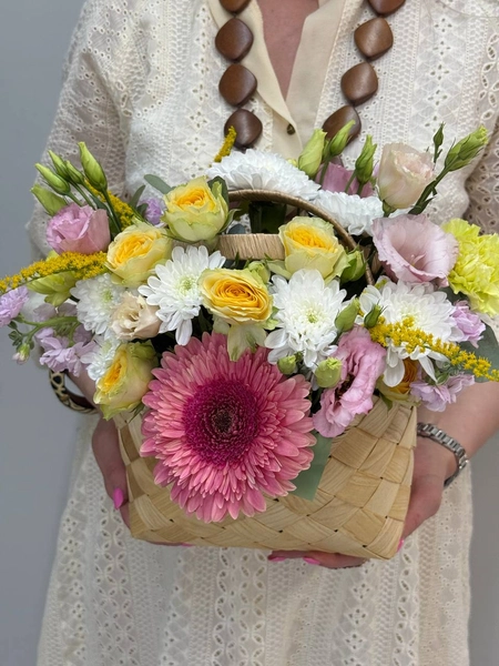 композиция желтая роза 2 - Татьяна Косова Букет "Солнечная пастель" — изображение 1