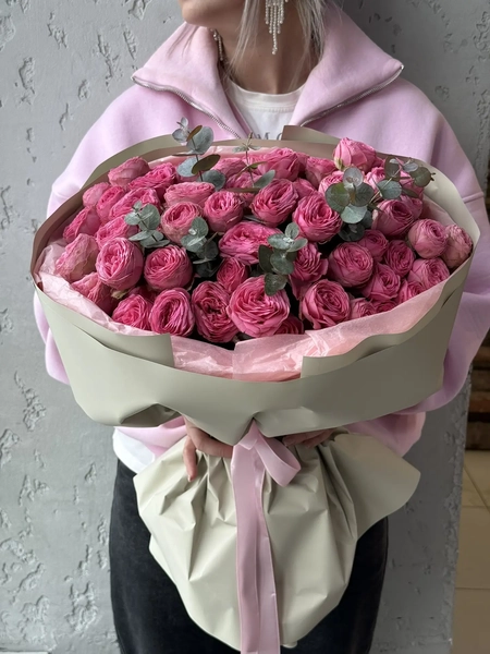 71 (3) - Татьяна Косова Монобукет из кустовых пионовидных роз — изображение 1