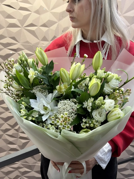 922 (3) - Татьяна Косова Букет с лилиями — изображение 1